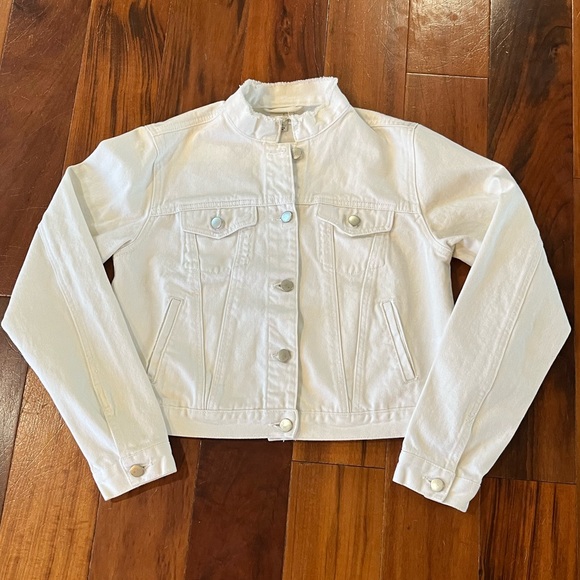 White jean jacket - Picture 1 of 6